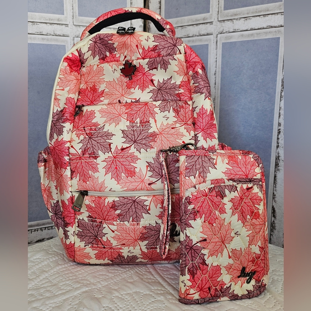Lug Maple Leaf Backpack With Matching Passport Wa… - image 2